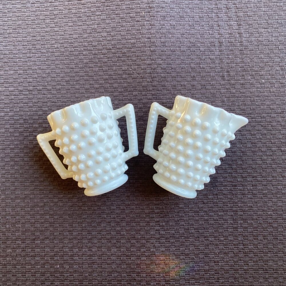 Fenton Hobnail Cream and Sugar set - Picture 5 of 5